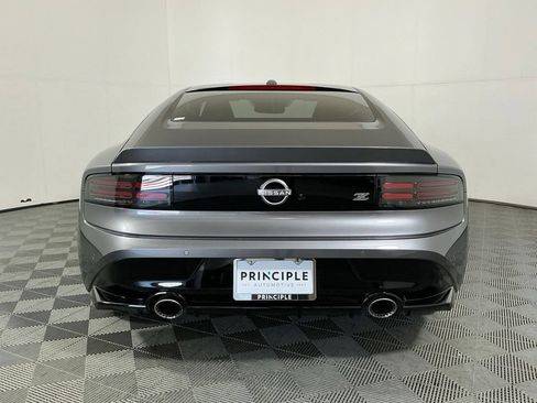 Used 2024 Nissan Z Performance w/ Floor Mat Package RWD image 6