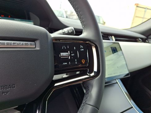 Used 2026 Land Rover Range Rover Evoque S AWD/4WD image 21