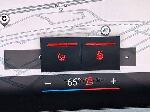 Used 2025 BMW iX xDrive50 image 25