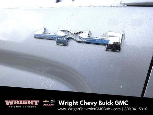 Used 2018 GMC Sierra 1500 SLT w/ Enhanced Driver Alert Package image 10