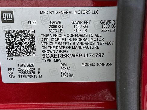 Used 2023 Buick Enclave Essence w/ Sport Touring Edition FWD image 33