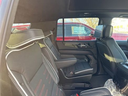 New 2026 GMC Yukon XL AT4 Ultimate w/ LPO, Floor Liner Package image 21
