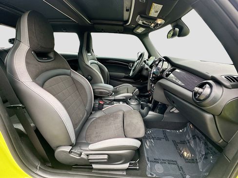 Used 2024 MINI Cooper John Cooper Works image 29