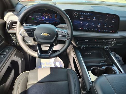 Certified 2025 Chevrolet Tahoe Premier AWD/4WD image 28