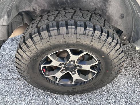 Used 2019 Jeep Wrangler Unlimited Rubicon AWD/4WD image 19