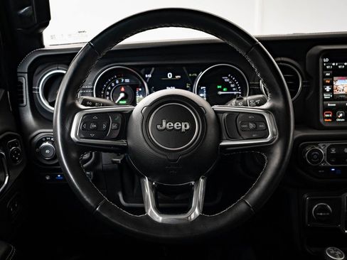 Used 2023 Jeep Wrangler Unlimited Sahara w/ Cold Weather Group image 41