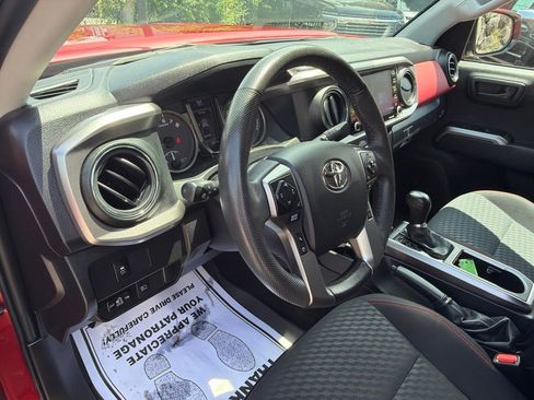 Used 2023 Toyota Tacoma SR5 AWD/4WD image 14