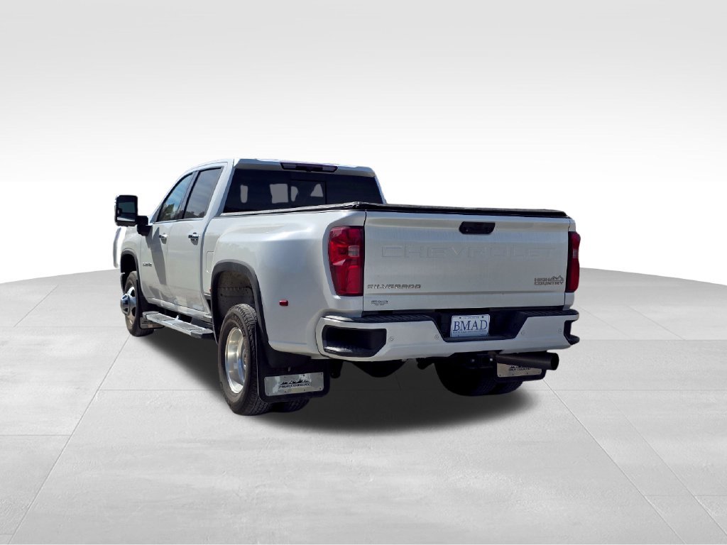 Used 2022 Chevrolet Silverado 3500 High Country AWD/4WD image 16