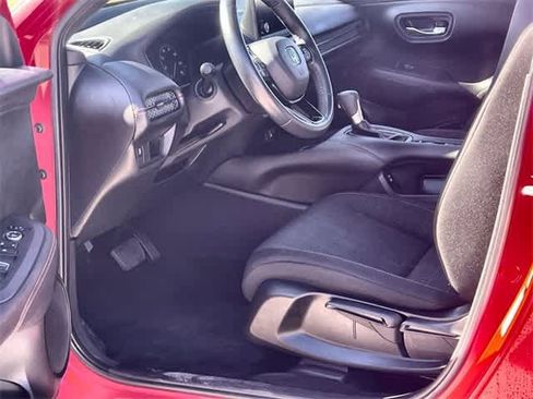 Certified 2024 Honda HR-V Sport image 3