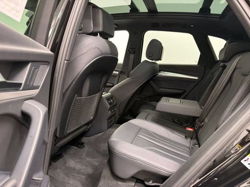 Used 2025 Audi Q5 2.0T Premium AWD/4WD image 16