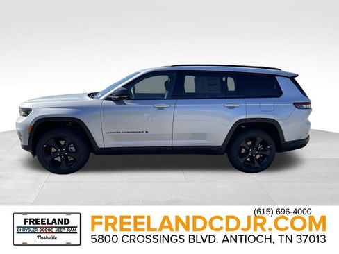 New 2025 Jeep Grand Cherokee L Limited w/ Luxury Tech Group II AWD/4WD image 6