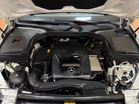 Used 2017 Mercedes-Benz GLC 300 image 14