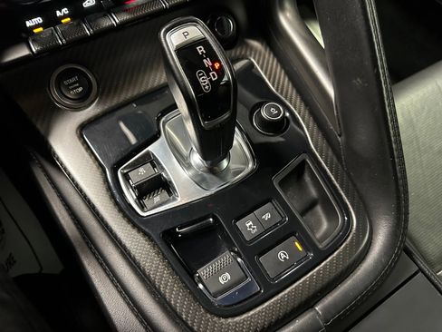 Used 2019 Jaguar F-TYPE Coupe image 36