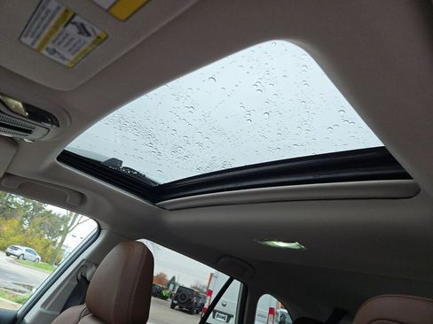 Certified 2021 Subaru Outback Touring w/ Popular Package #2 image 22