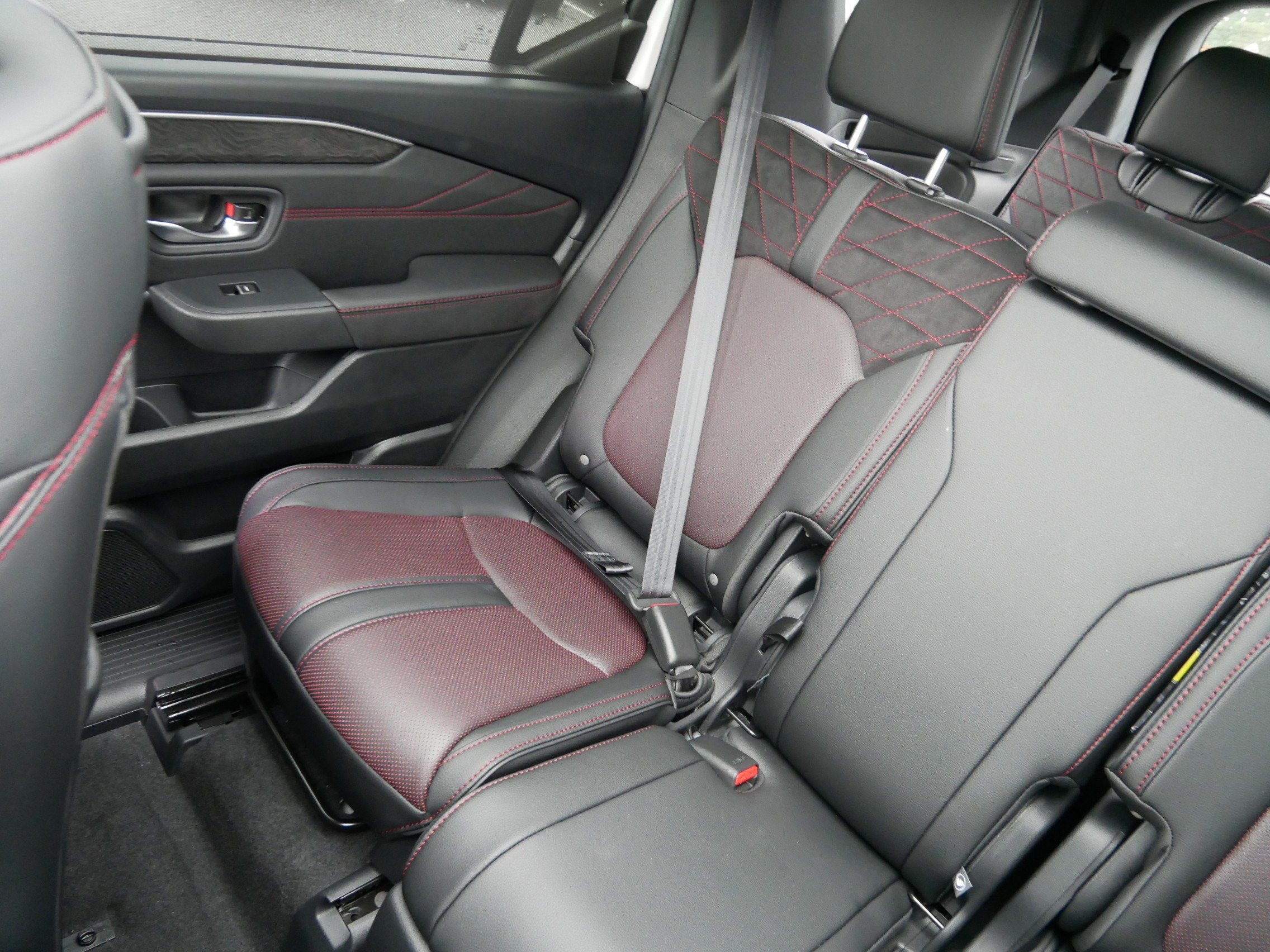 New 2026 Honda Pilot Black Edition image 12