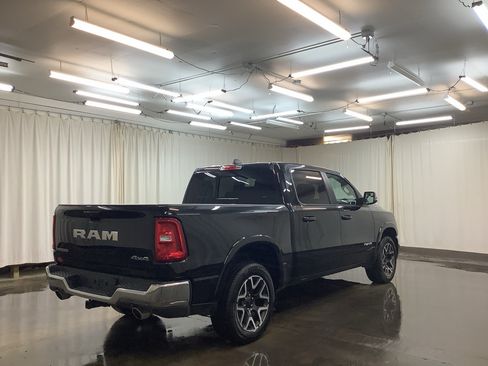 Used 2025 RAM 1500 Laramie AWD/4WD image 5
