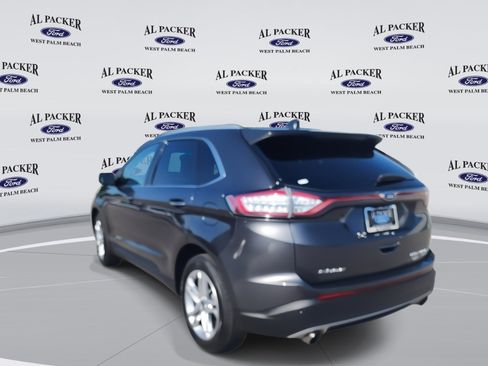 Used 2018 Ford Edge Titanium w/ Technology Package image 3