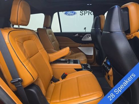 Used 2022 Lincoln Aviator Black Label w/ Dynamic Handling Package AWD/4WD image 12