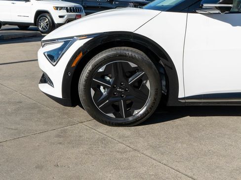 New 2026 Kia EV6 Wind AWD/4WD image 29