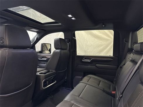 Used 2024 Chevrolet Silverado 2500 High Country w/ High Country Premium Package image 14