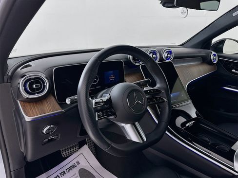 Certified 2025 Mercedes-Benz GLC 300 4MATIC image 10