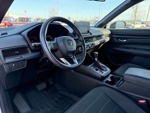 Used 2023 Honda CR-V Sport image 9