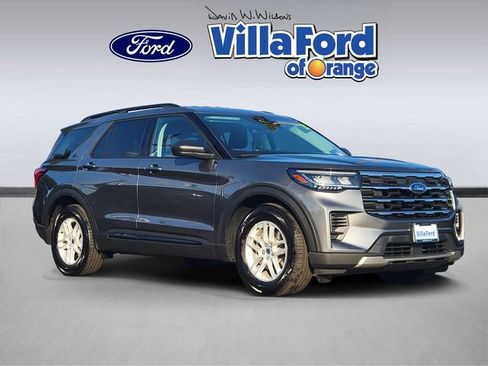Used 2026 Ford Explorer Active RWD image 1