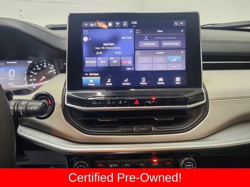 Certified 2025 Jeep Compass Limited image 18