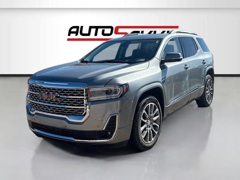 Used 2023 GMC Acadia Denali w/ Denali Ultimate Package AWD/4WD image 3