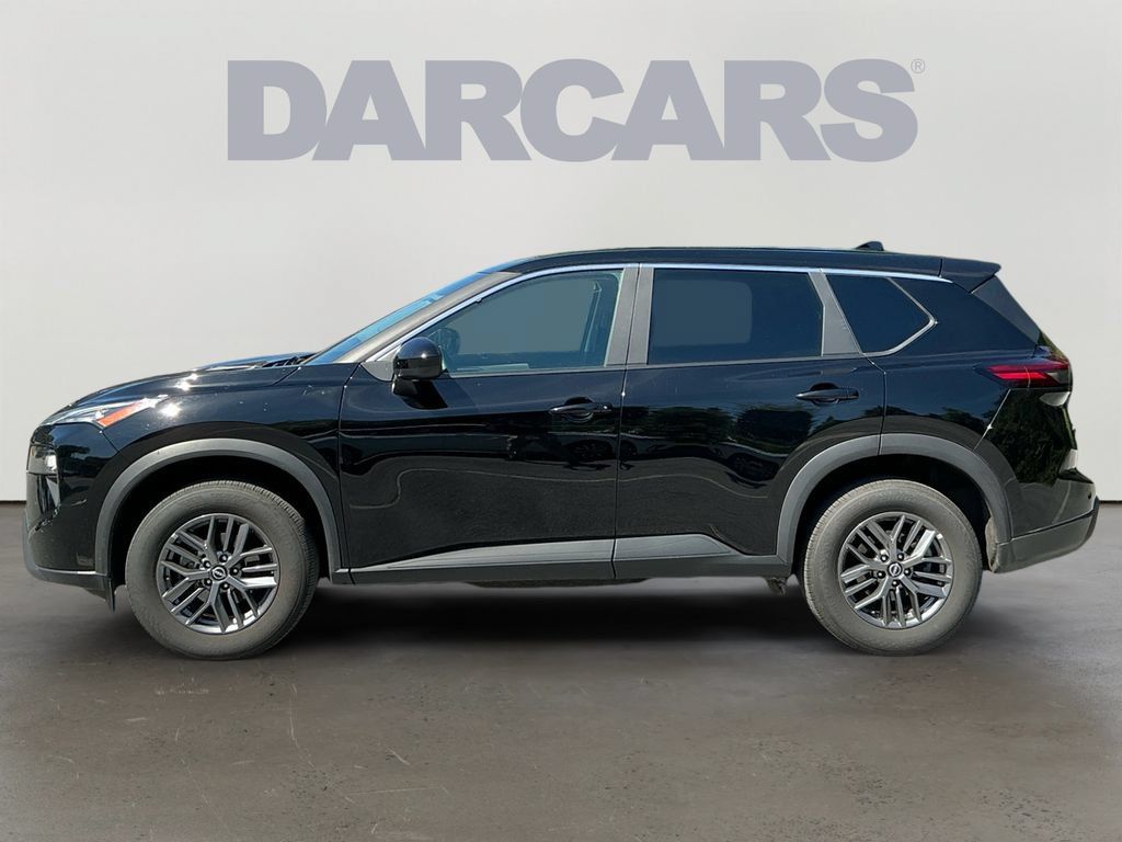 Used 2026 Nissan Rogue SV AWD/4WD image 4