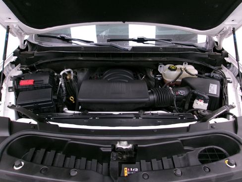 Used 2021 Chevrolet Suburban Premier w/ Premium Package image 20