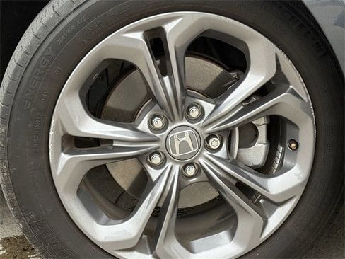 Used 2023 Honda Accord EX image 9