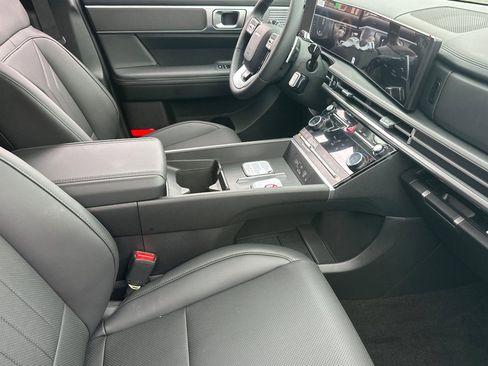New 2026 Hyundai Santa Fe SEL FWD image 17