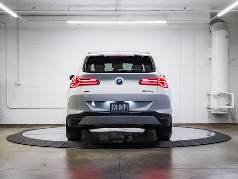 Used 2025 BMW X3 xDrive30i w/ Convenience Package AWD/4WD image 5