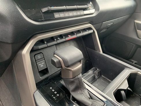 Used 2024 Toyota Tundra SR5 w/ SR5 Convenience Package image 12