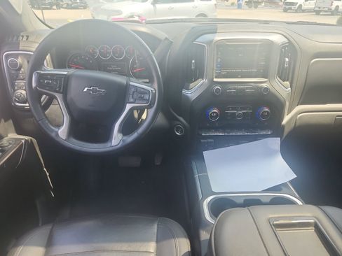 Used 2021 Chevrolet Silverado 1500 LT Trail Boss w/ Convenience Package II AWD/4WD image 12