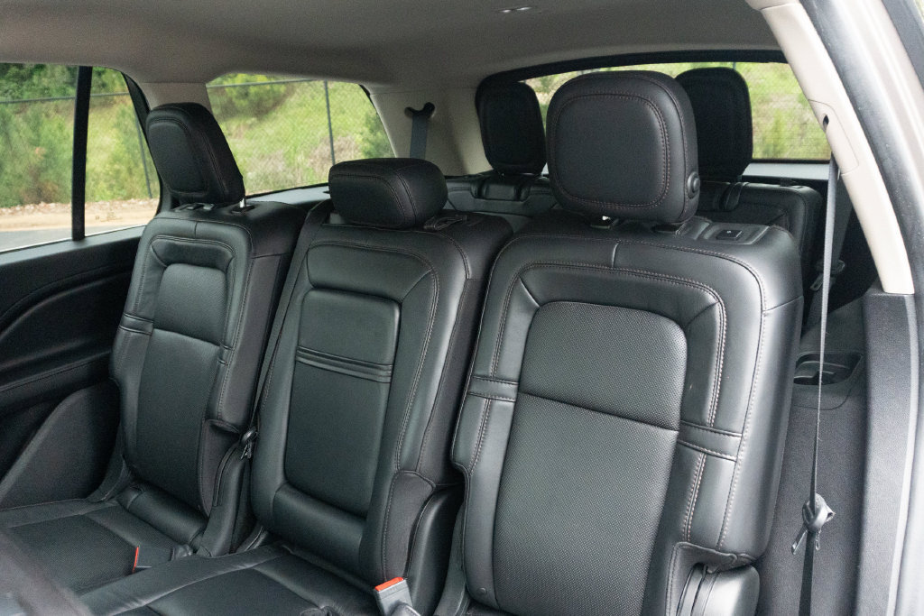 Used 2020 Lincoln Aviator Reserve w/ Elements Package Plus RWD image 20