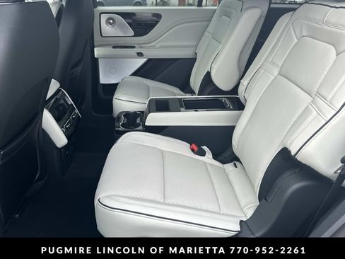 New 2026 Lincoln Aviator Black Label w/ Dynamic Handling Package AWD/4WD image 21