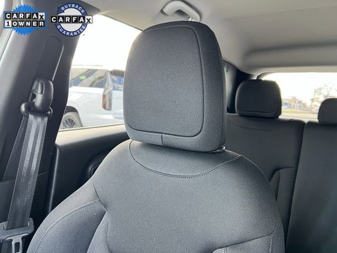 Used 2022 Jeep Renegade Latitude image 17