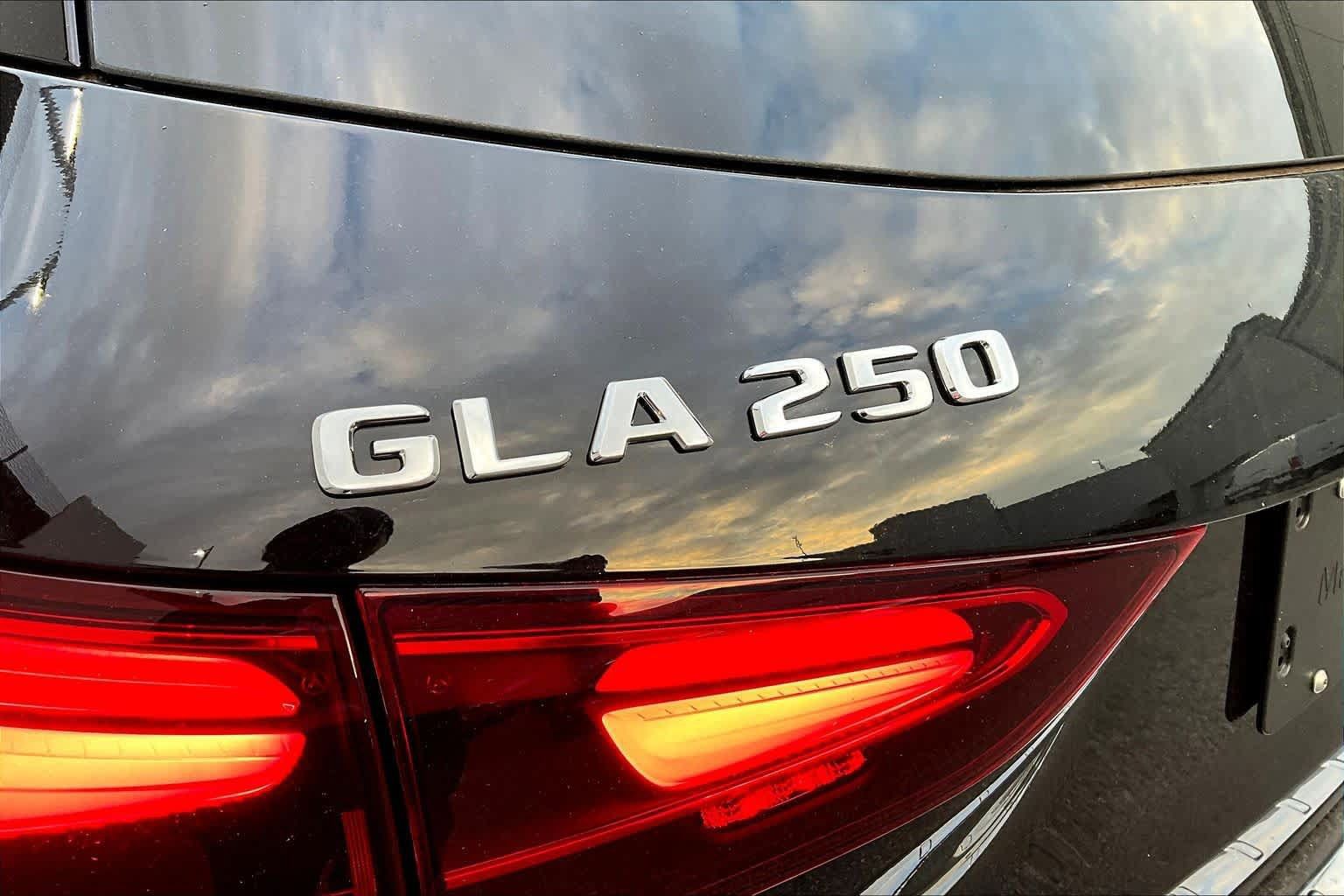 Certified 2026 Mercedes-Benz GLA 250 4MATIC image 60