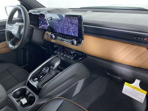 New 2026 GMC Canyon AT4 image 28