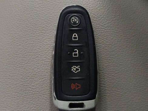 Used 2016 Ford Escape Titanium w/ Equipment Group 301A image 32