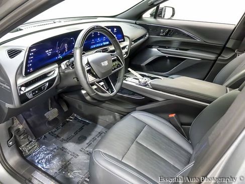 Certified 2024 Cadillac Lyriq Sport AWD/4WD image 11