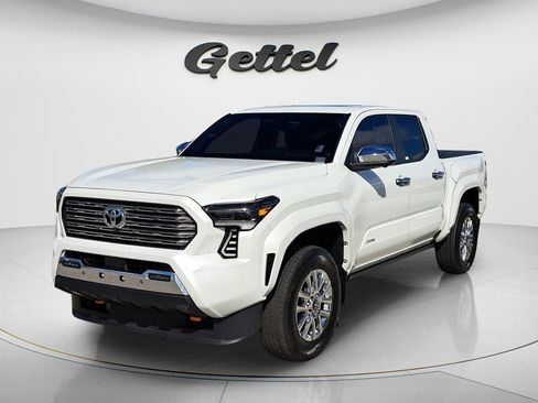 Certified 2025 Toyota Tacoma Limited image 1