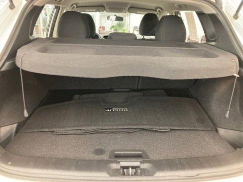 Used 2019 Nissan Rogue Sport S image 32