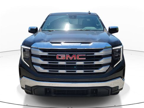 New 2025 GMC Sierra 1500 SLE w/ Preferred Package image 2