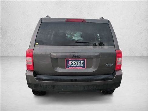 Used 2014 Jeep Patriot Sport w/ Power Value Group FWD image 7