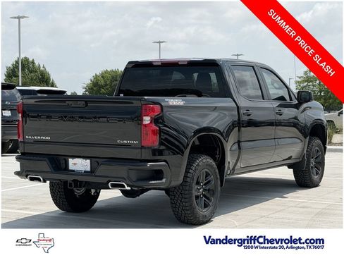 New 2026 Chevrolet Silverado 1500 Custom Trail Boss AWD/4WD image 4