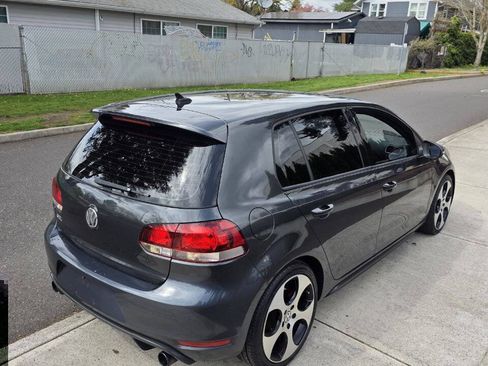 Used 2010 Volkswagen GTI 4-Door FWD image 5