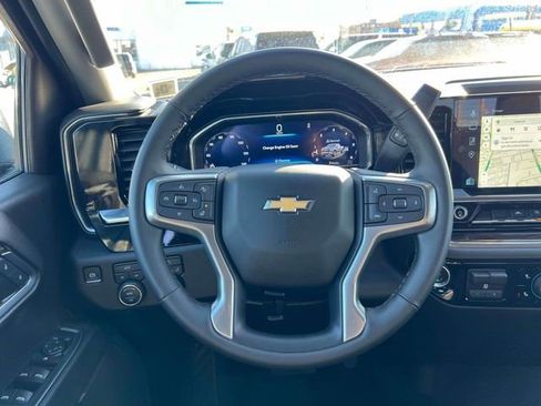 Used 2025 Chevrolet Silverado 1500 LT w/ Protection Package AWD/4WD image 23